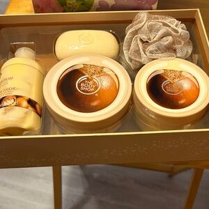 The Body Shop Shea Butter Bath Set - l shower, cream  ,soap, scrub and loofah